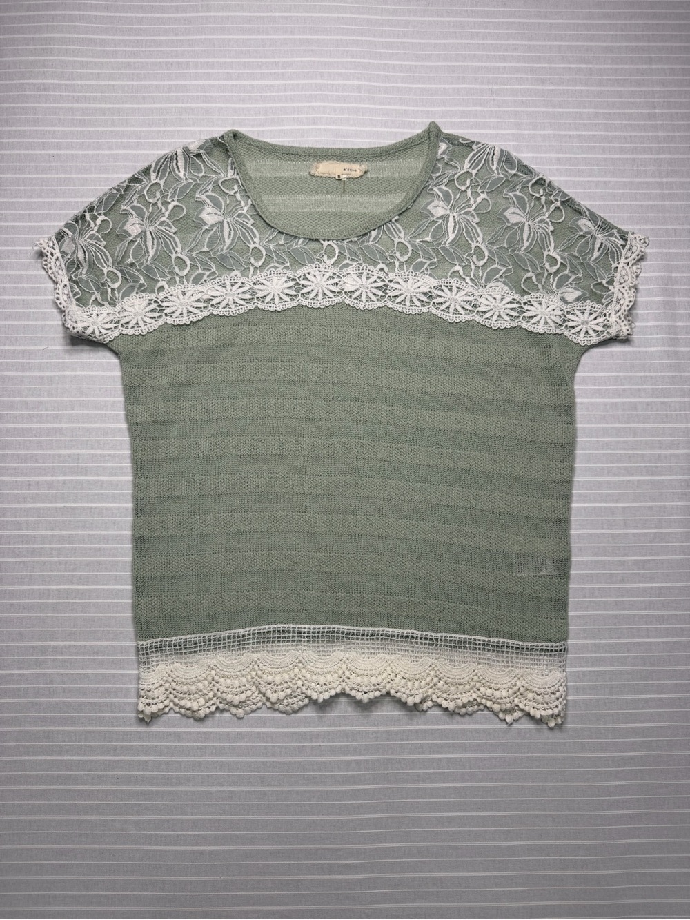A’REVE Sage Green Lace Crochet Boho Knit Top Small